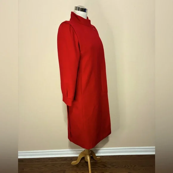 Irving Posluns Women’s Vintage Wool Overcoat - Picture 3 of 11